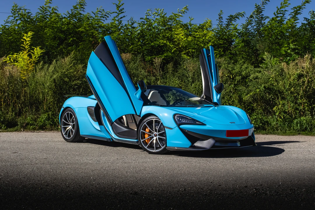 2018 McLaren 570S Spider - Image 11 of 31