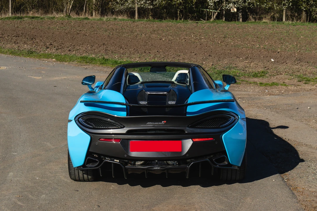 2018 McLaren 570S Spider - Image 22 of 31