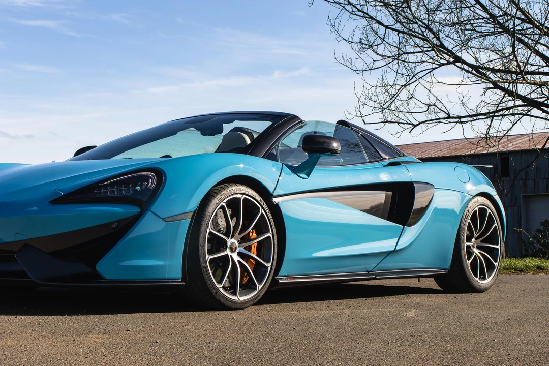 2018 McLaren 570S Spider - Image 27 of 31