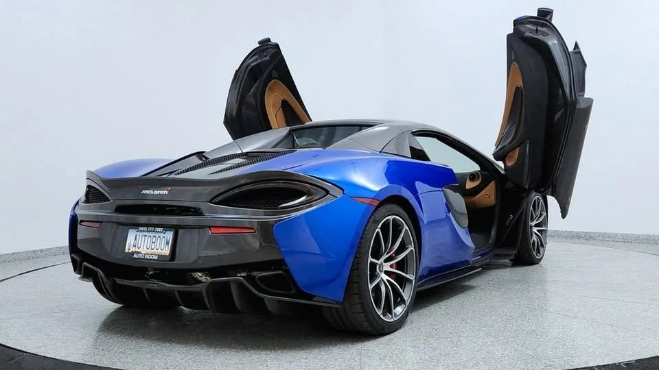 2018 McLaren 570S - Image 11 of 20