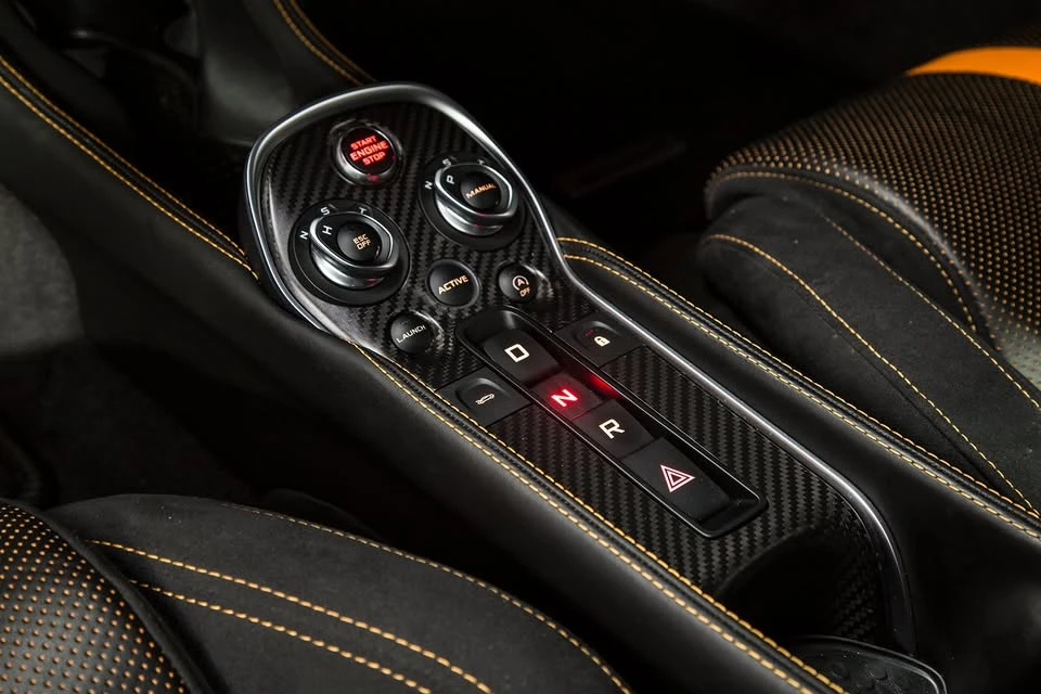 2018 McLaren 570S - Image 14 of 18