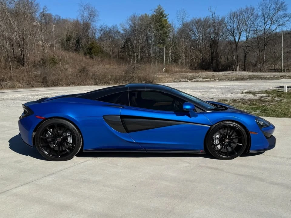 2018 McLaren 570S Spider - Image 11 of 20