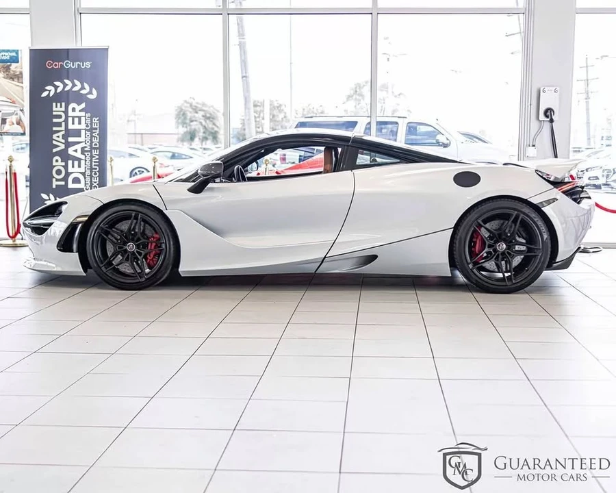 2018 McLaren 720S - Image 10 of 14