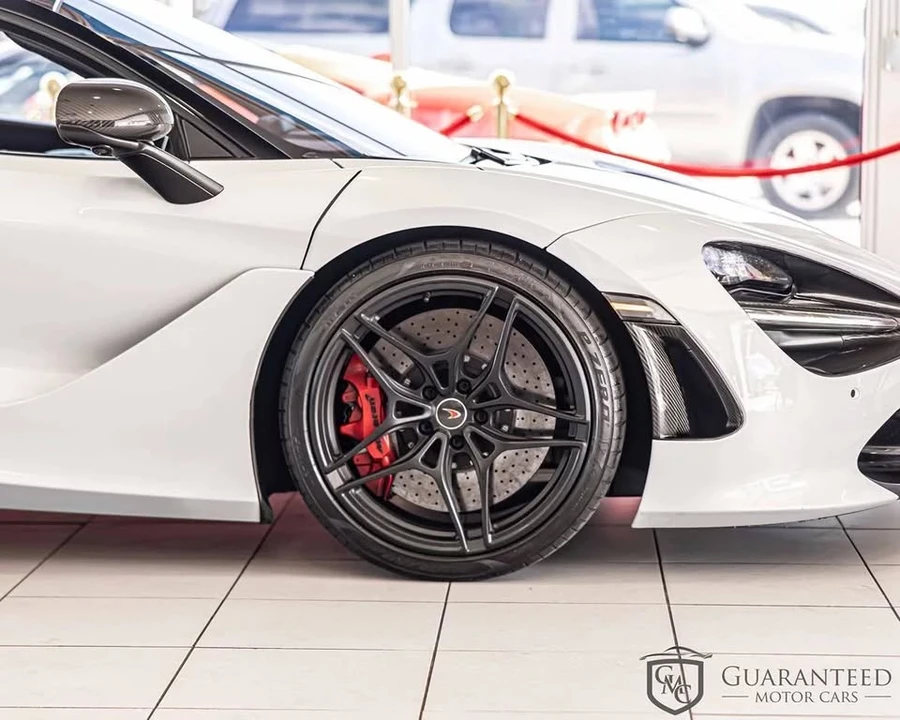 2018 McLaren 720S - Image 12 of 14