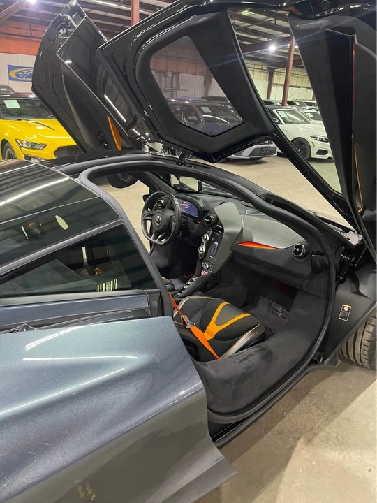 2018 McLaren 720S - Image 4 of 14