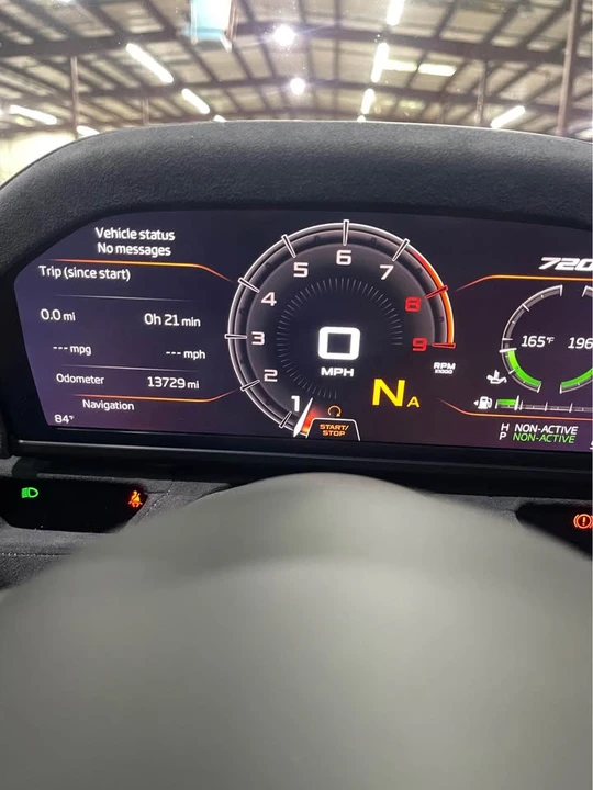 2018 McLaren 720S - Image 11 of 14