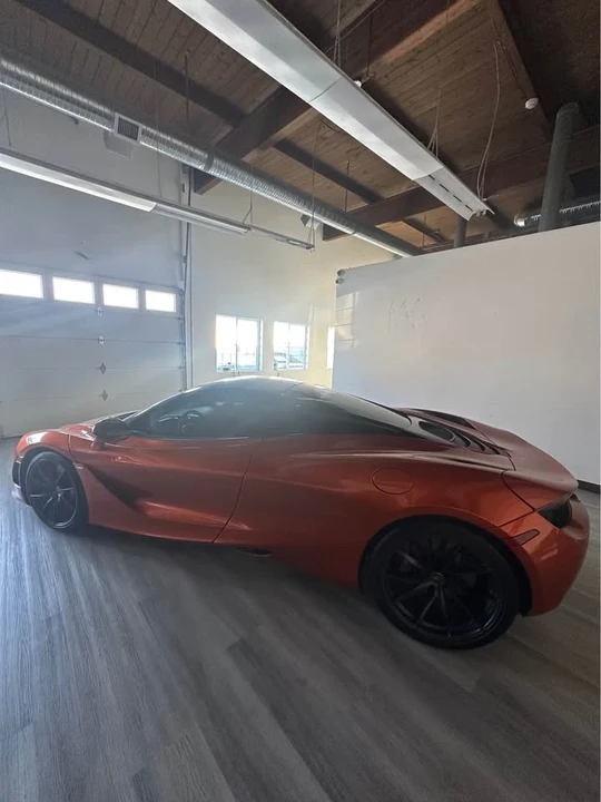 2018 McLaren 720S - Image 6 of 17