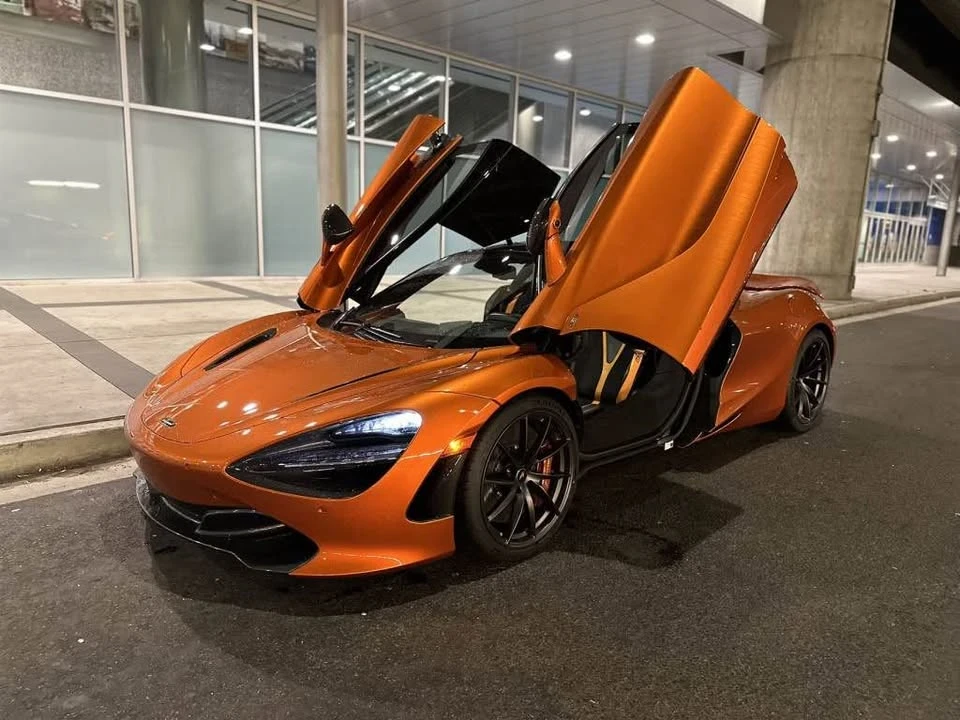 2018 McLaren 720S - Image 9 of 17