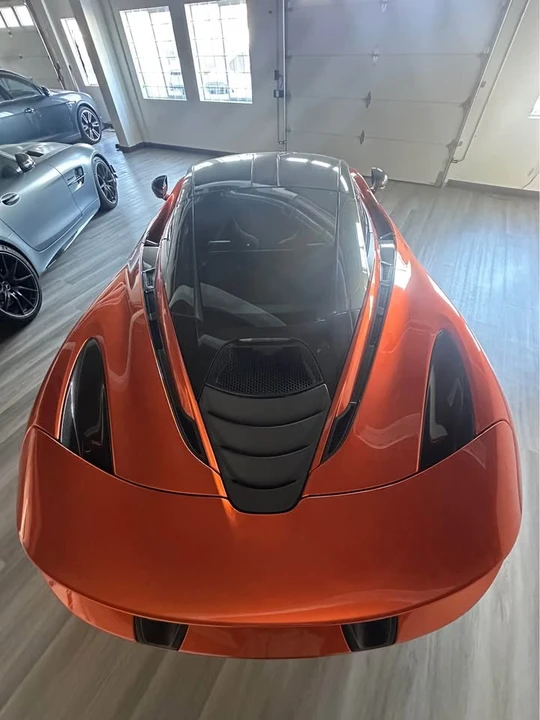 2018 McLaren 720S - Image 4 of 17