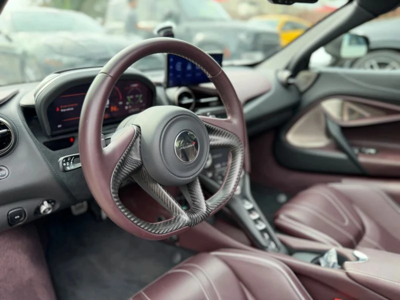 2018 McLaren 720S - Image 17 of 19