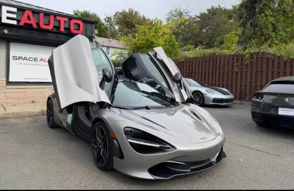 2018 McLaren 720S - Image 2 of 7