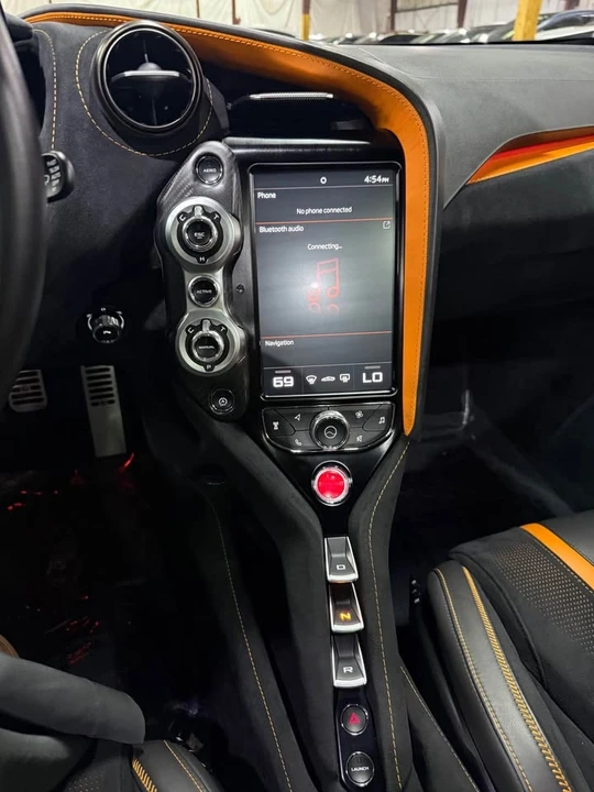 2018 McLaren 720S - Image 15 of 18