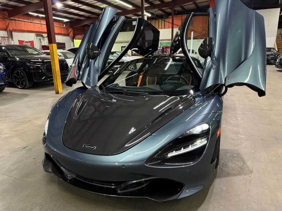 2018 McLaren 720S - Image 8 of 18