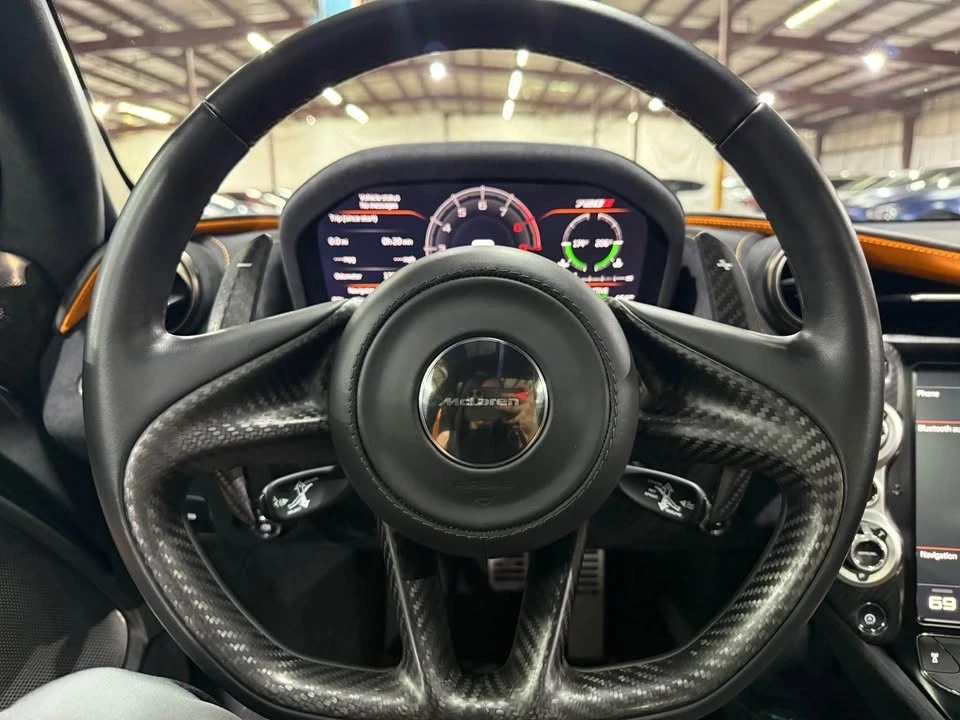 2018 McLaren 720S - Image 11 of 18