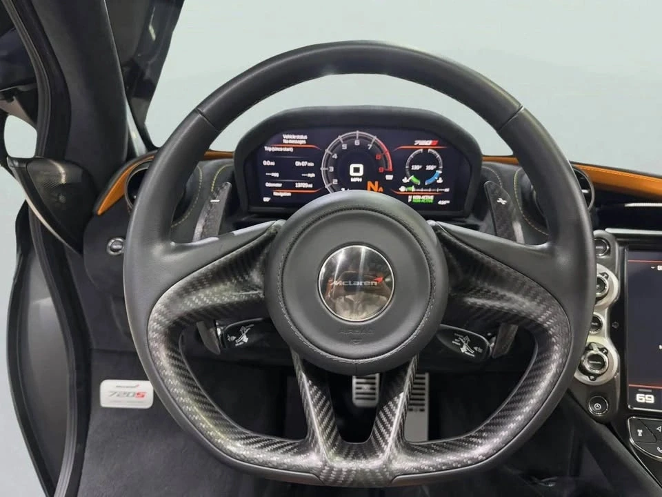 2018 McLaren 720S - Image 9 of 18