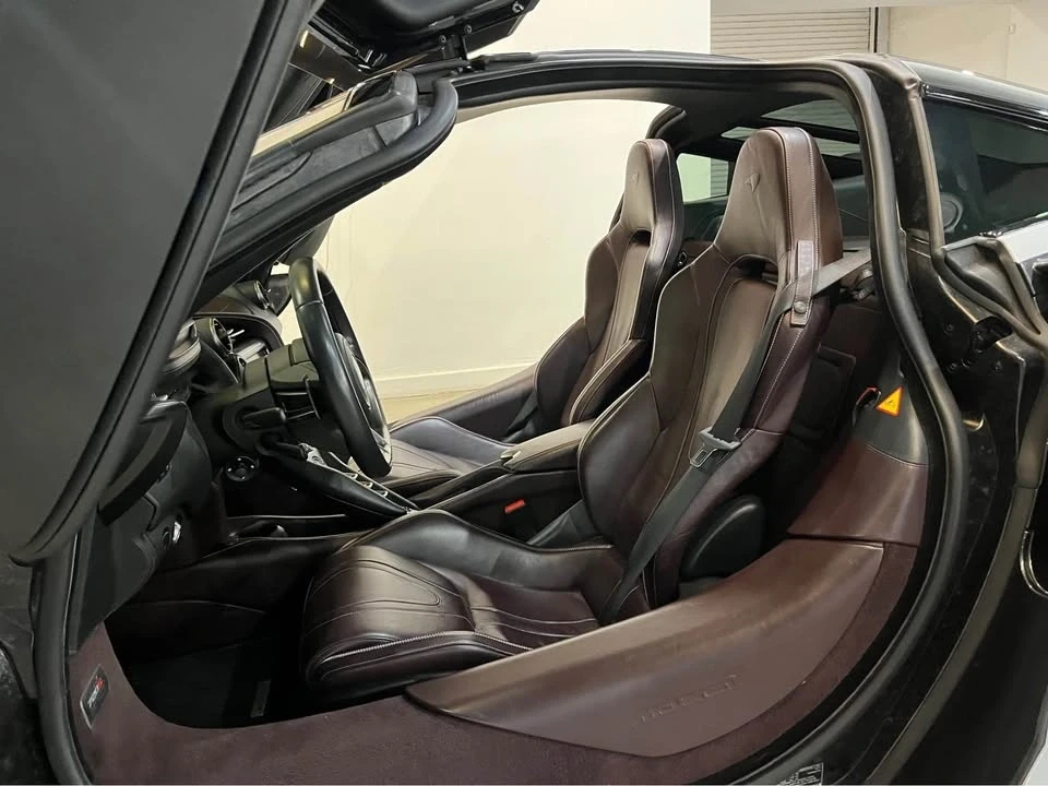 2018 McLaren 720S - Image 8 of 9