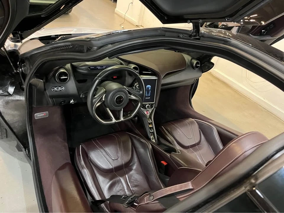 2018 McLaren 720S - Image 7 of 9