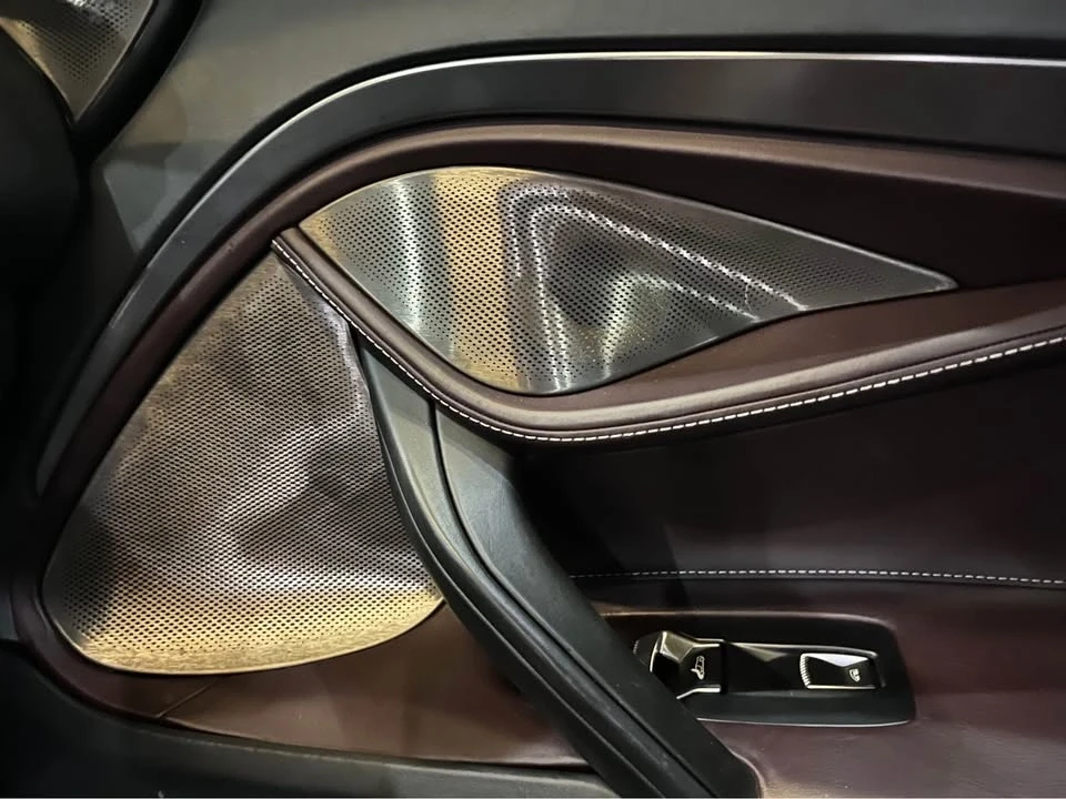 2018 McLaren 720S - Image 17 of 18