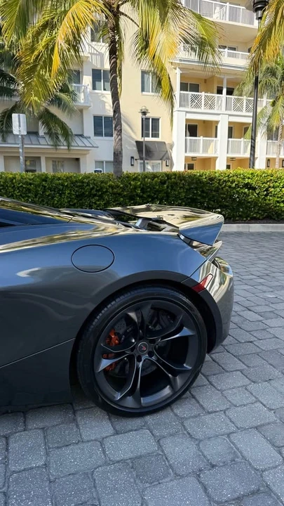 2018 McLaren 720S - Image 6 of 10