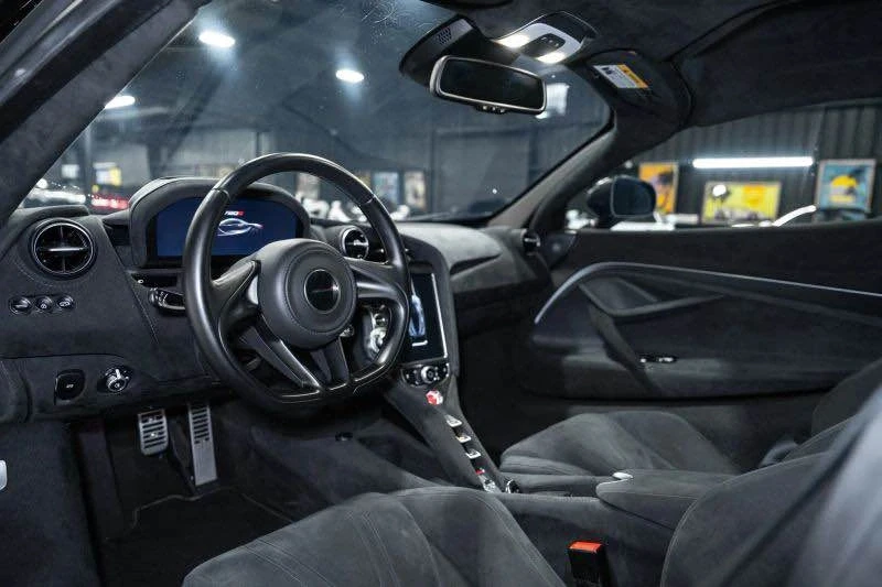 2018 McLaren 720S - Image 6 of 9