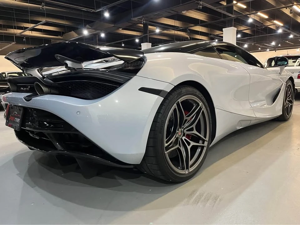2018 McLaren 720S - Image 18 of 18