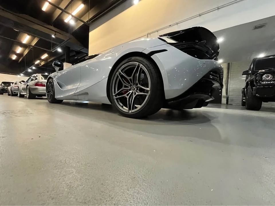 2018 McLaren 720S - Image 6 of 18