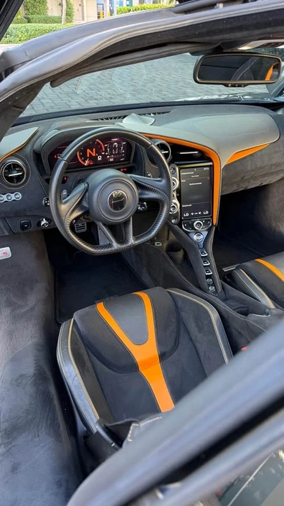 2018 McLaren 720S - Image 2 of 10