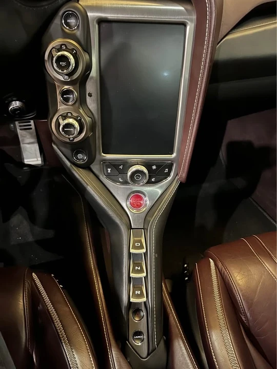 2018 McLaren 720S - Image 16 of 18