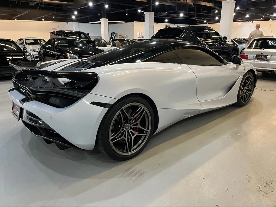 2018 McLaren 720S - Image 4 of 9