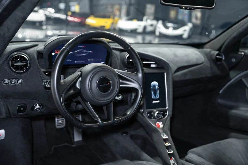 2018 McLaren 720S - Image 7 of 9