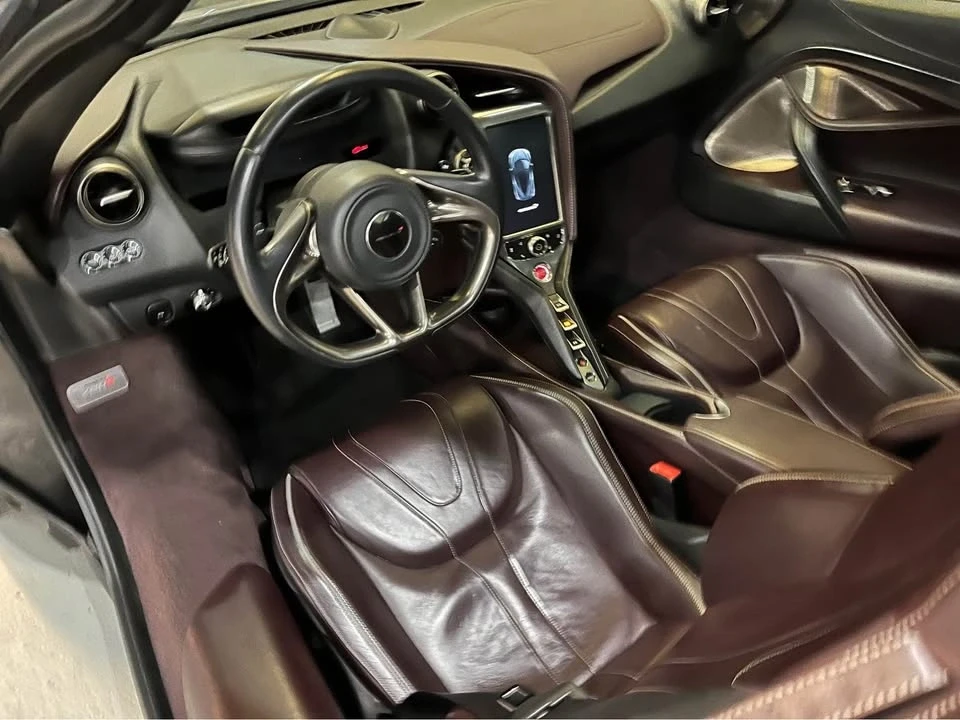 2018 McLaren 720S - Image 11 of 18