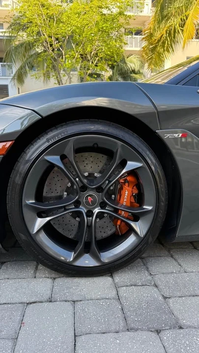 2018 McLaren 720S - Image 7 of 10