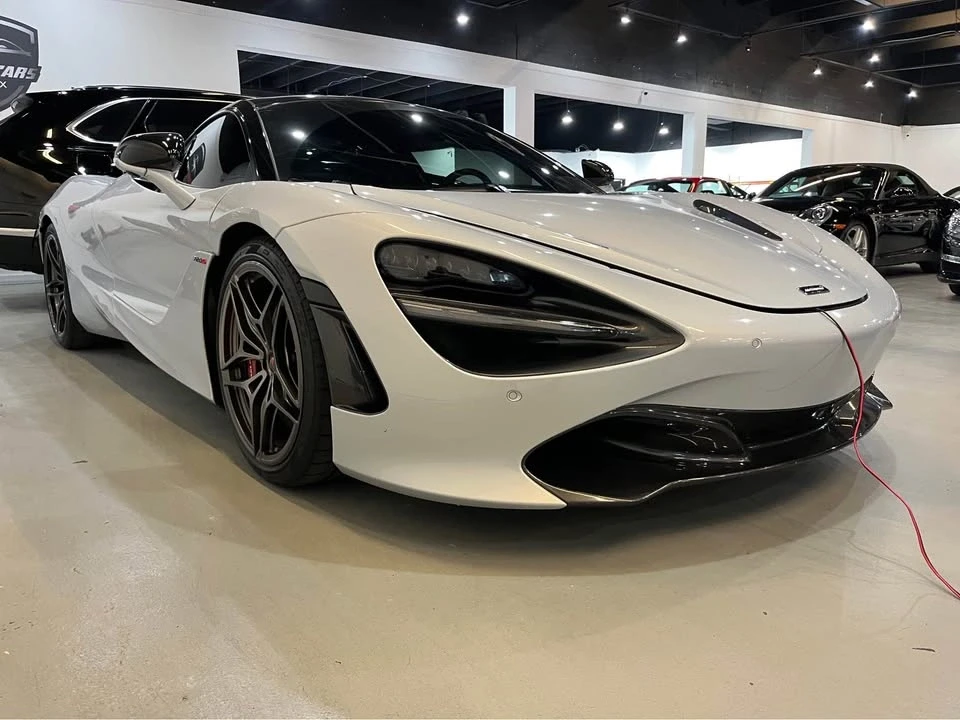 2018 McLaren 720S - Image 2 of 18