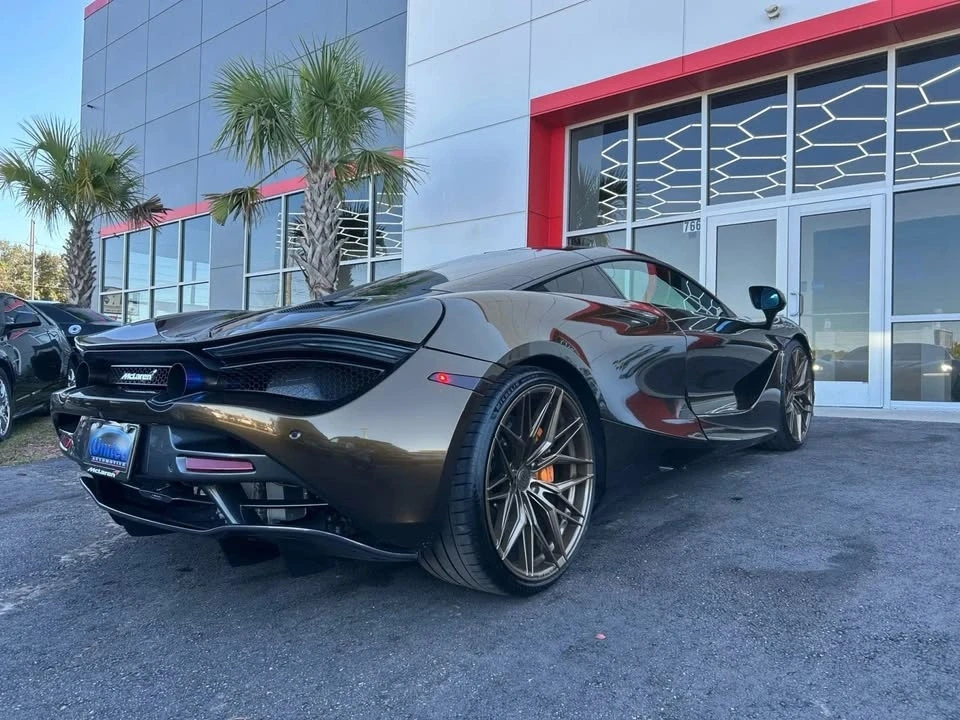 2018 McLaren 720S - Image 9 of 20