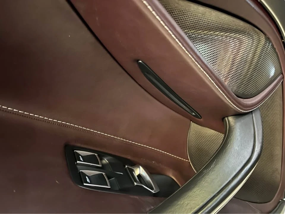 2018 McLaren 720S - Image 17 of 18