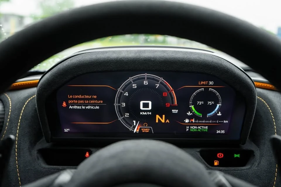 2018 McLaren 720S - Image 14 of 17