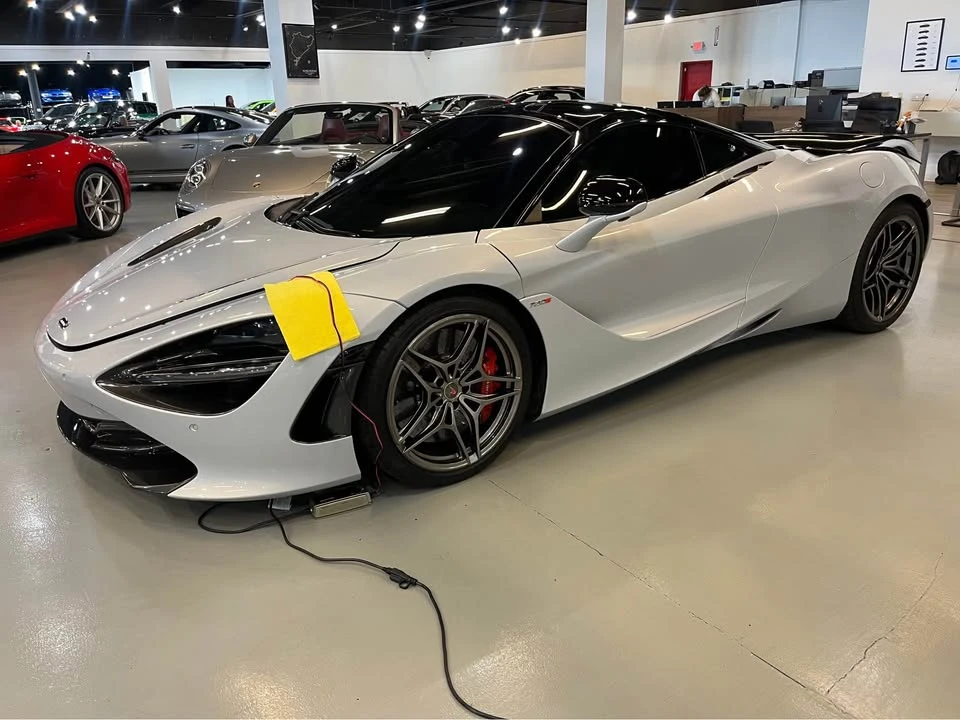 2018 McLaren 720S - Image 5 of 16