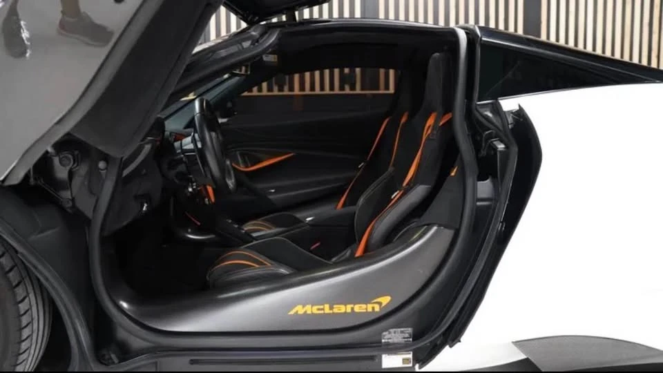 2018 McLaren 720S - Image 5 of 7