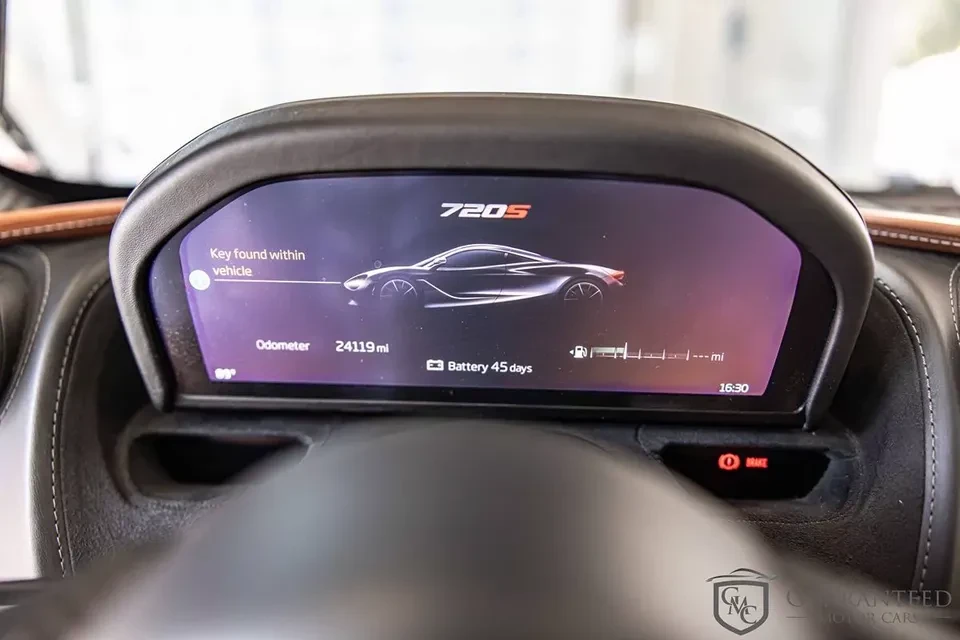 2018 McLaren 720S - Image 7 of 17