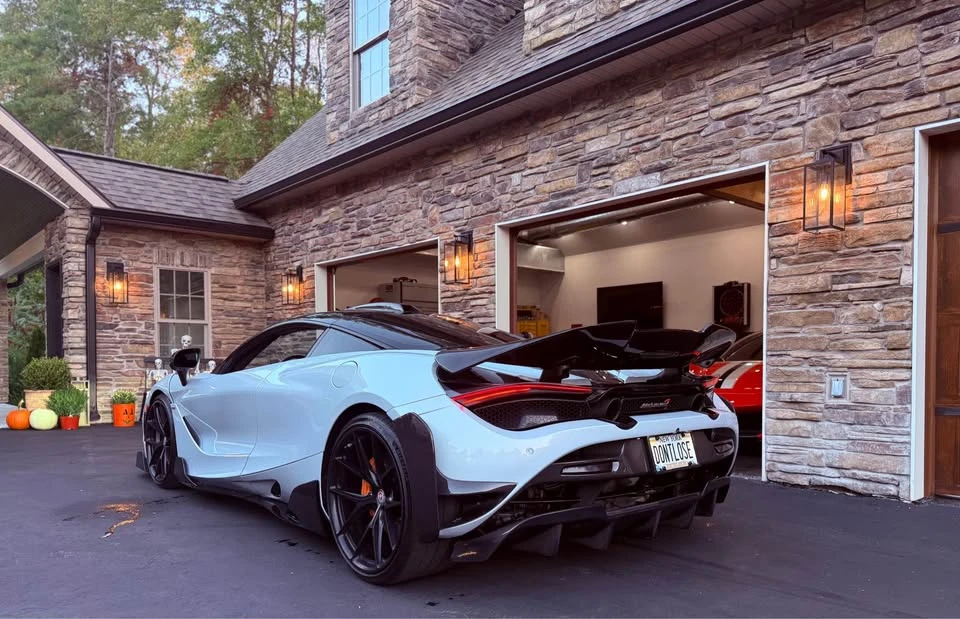 2018 McLaren 720S - Image 2 of 19