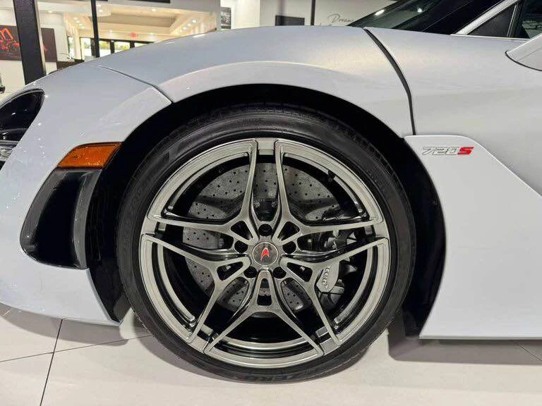 2018 McLaren 720S - Image 17 of 20