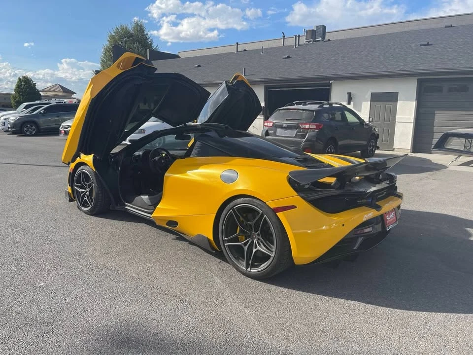 2018 McLaren 720S - Image 12 of 19