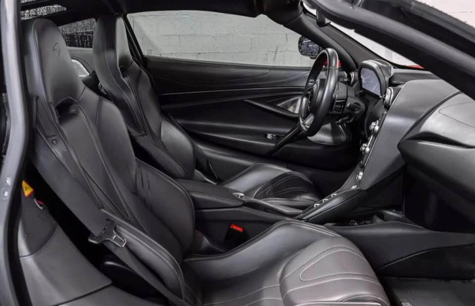 2018 McLaren 720S - Image 10 of 12
