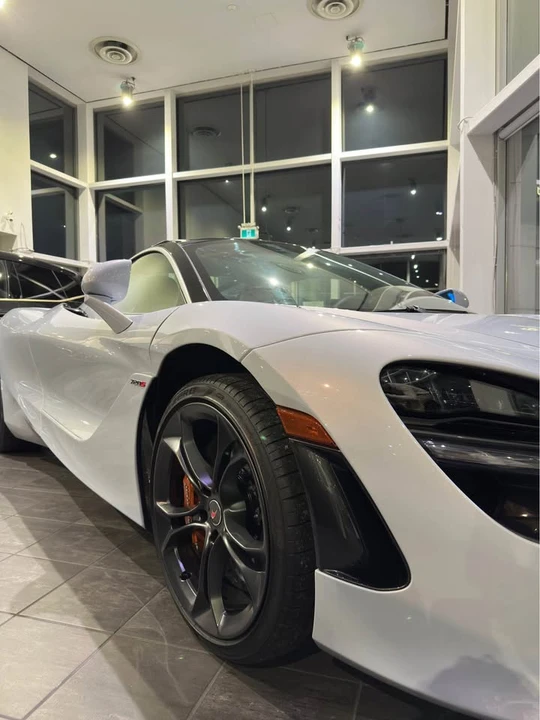 2018 McLaren 720S - Image 2 of 13