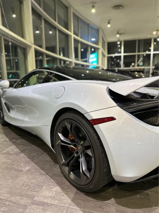 2018 McLaren 720S - Image 5 of 13