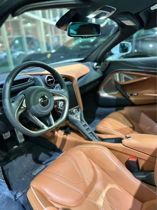 2018 McLaren 720S - Image 8 of 13
