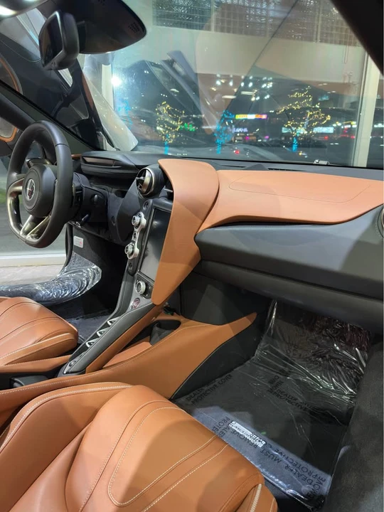 2018 McLaren 720S - Image 13 of 13