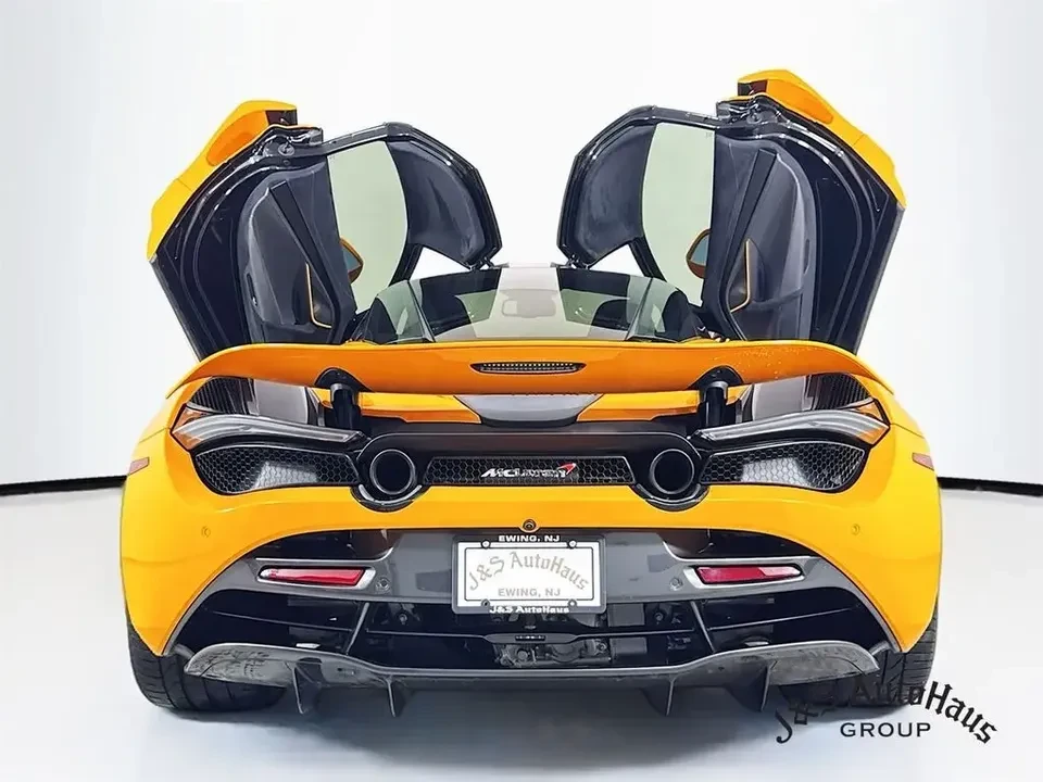 2018 McLaren 720S - Image 7 of 20