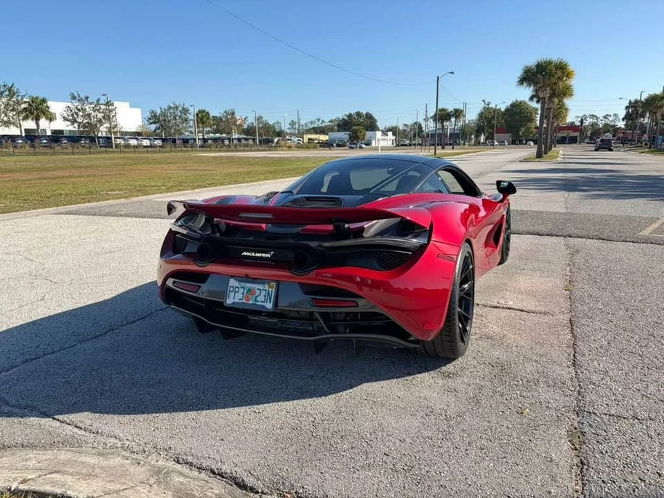 2018 McLaren 720S - Image 5 of 18