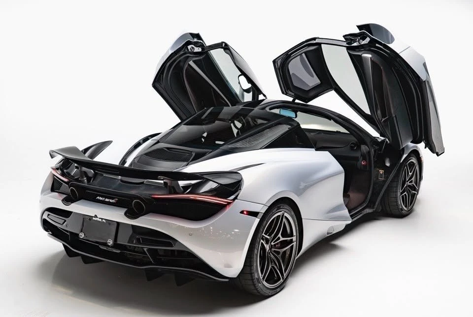 2018 McLaren 720S - Image 9 of 20